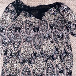 ✨Neutral Moroccan Print Top✨